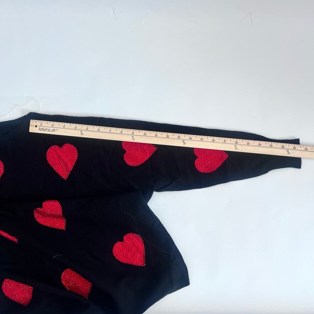 LIV MILANO BLING HEART DOLMAN SWEATER BLACK WITH RED HEARTS SIZE SMALL - Picture 10 of 11